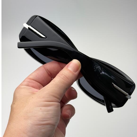 BRAND NEW Givenchy Sunglasses GV40044U 01A Black Grey Unisex main image 7